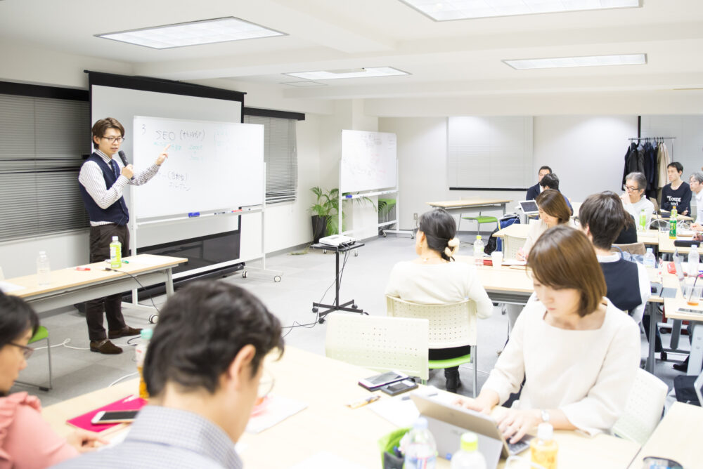 カウンセラーとして集客力を高める3C分析